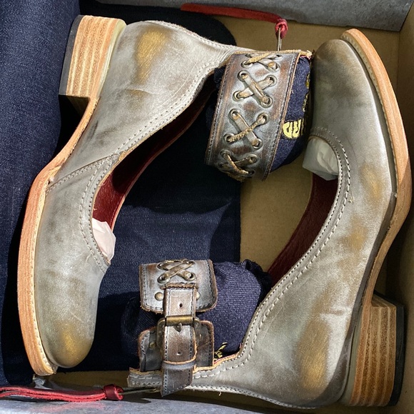 Freebird by Steven Shoes - Nib frees its mains sz 6